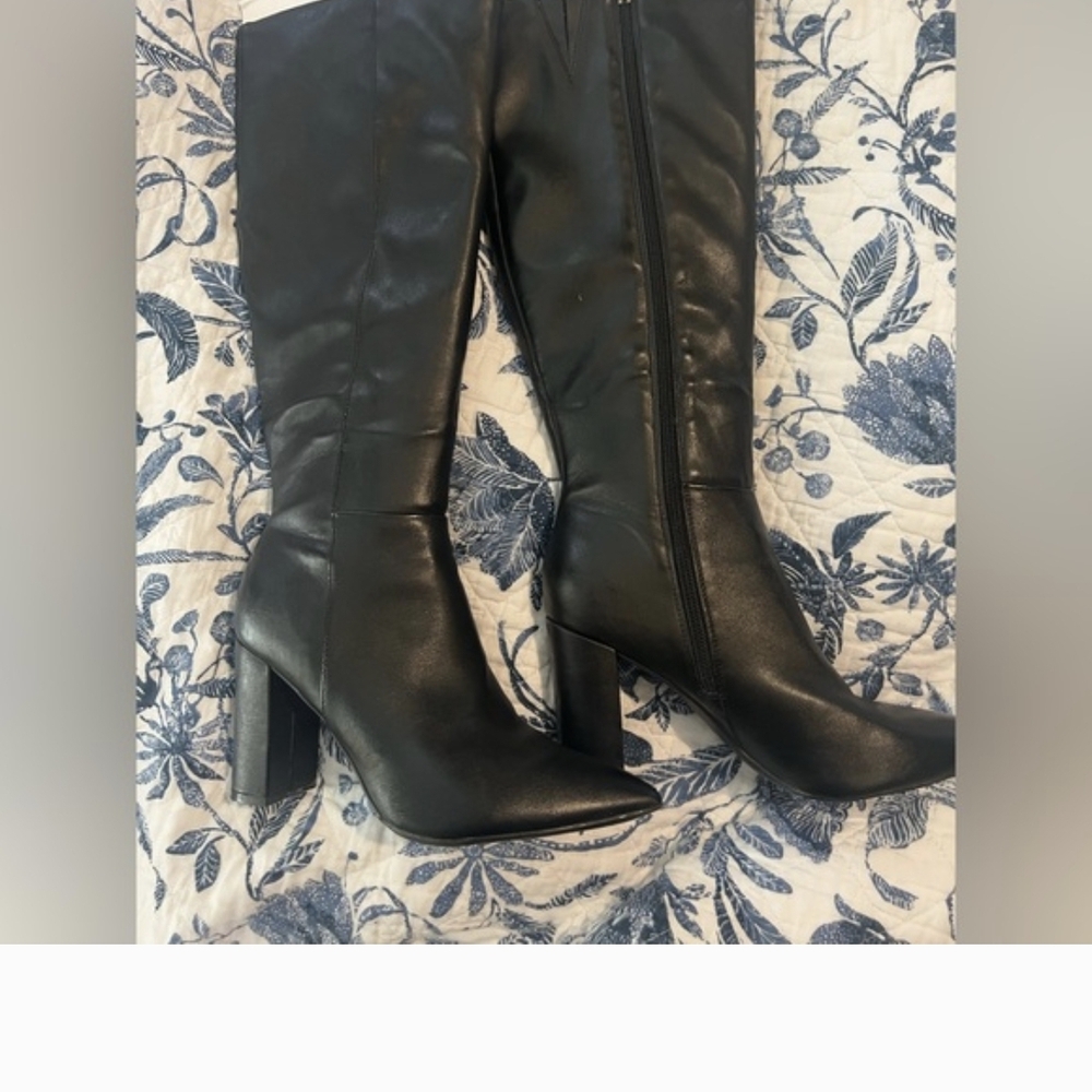 Marc Fisher Grove Black Pointed Boots